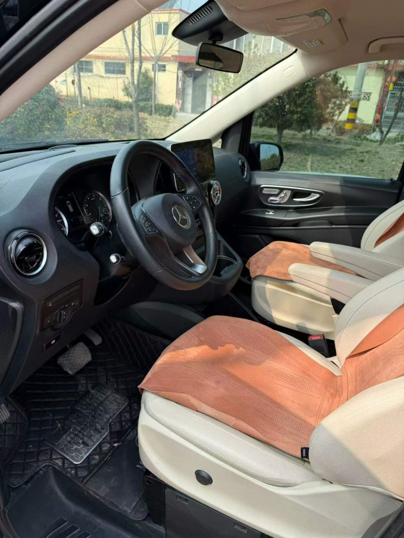 枣庄24年奔驰威霆4