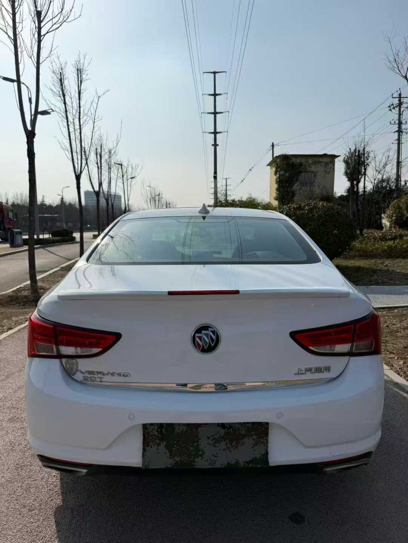 枣庄18年别克威朗9