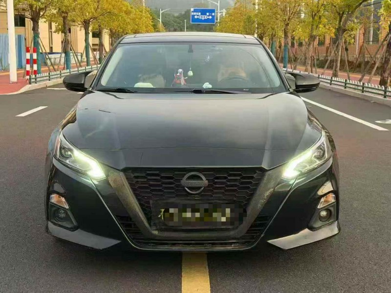 廈門20年日產天籟1