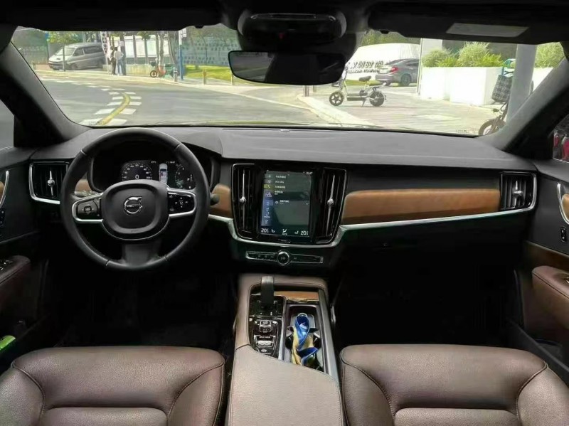 深圳21年沃尔沃S904