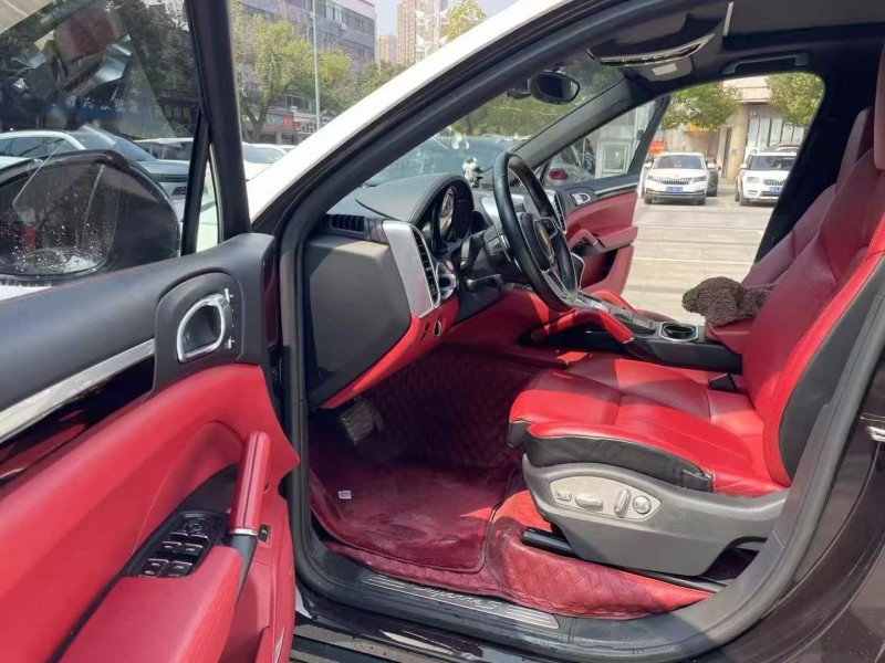 常州17年保時捷卡宴3