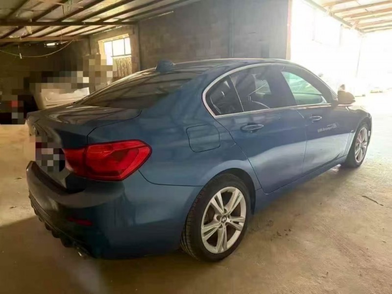 菏澤17年寶馬1系8