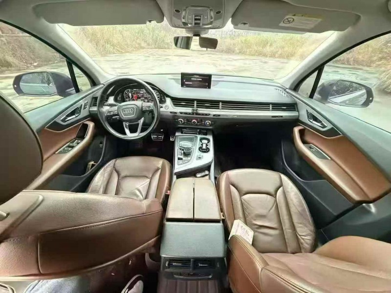 济宁17年奥迪Q74