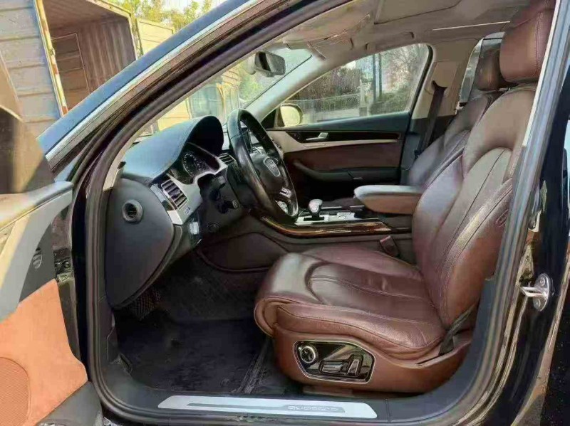 绍兴20年奥迪A8L6