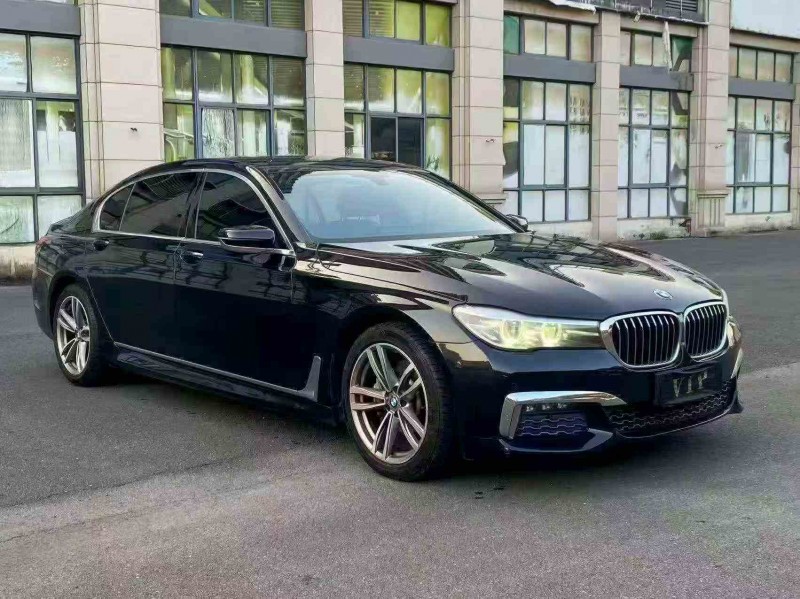 南平17年宝马7系2