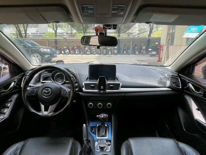 佛山16年马自达昂克赛拉8