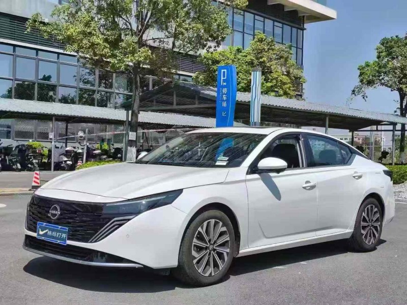 东莞26年日产天籁2