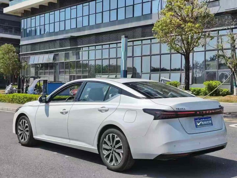 东莞26年日产天籁7