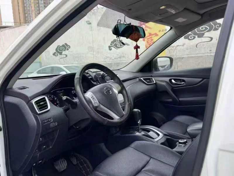 保定17年日產奇駿3