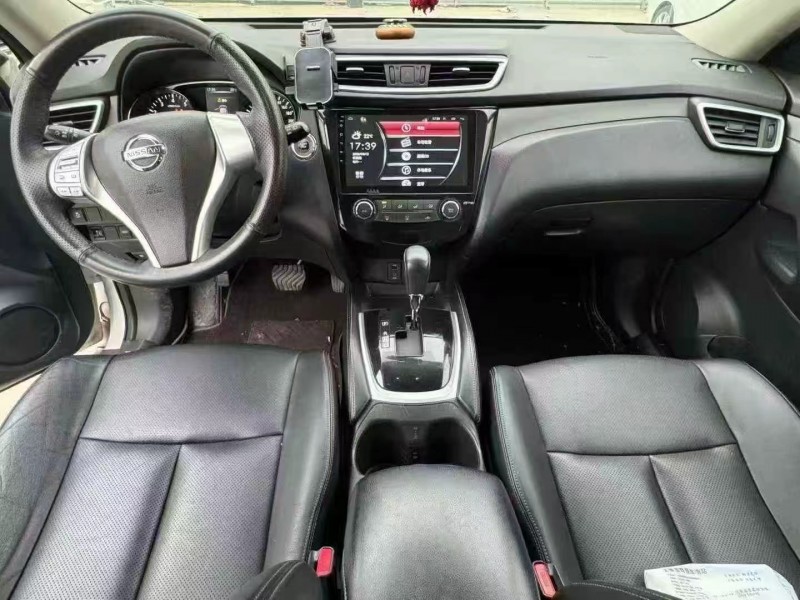 保定17年日產奇駿5