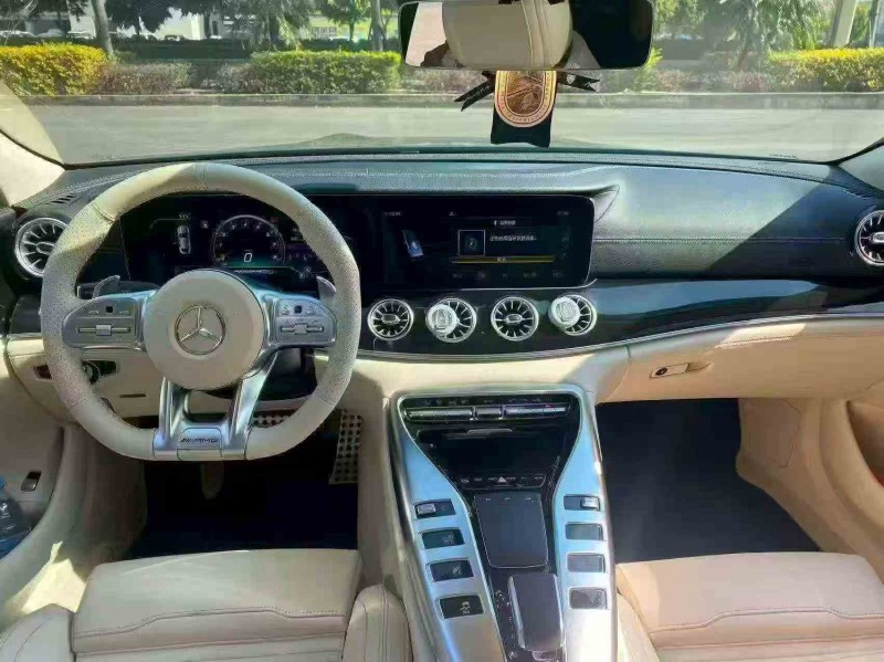 南平20年奔驰AMG6