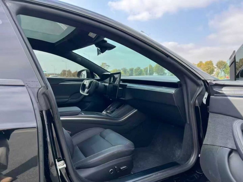 德州23年特斯拉MODEL S8