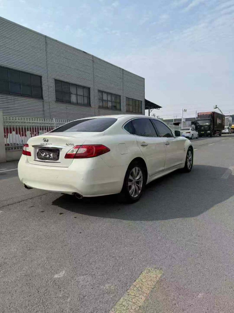 宿迁14年英菲尼迪Q708