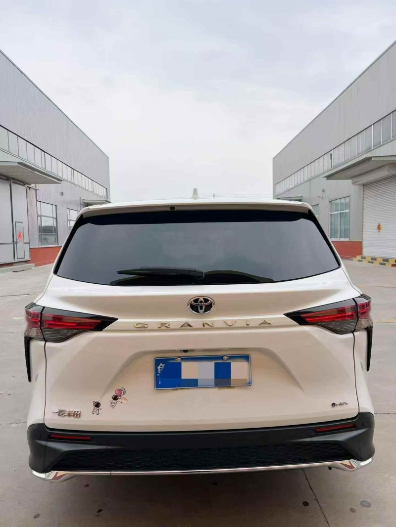 东营24年丰田格瑞维亚9