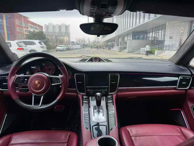 枣庄11年保时捷帕拉梅拉5