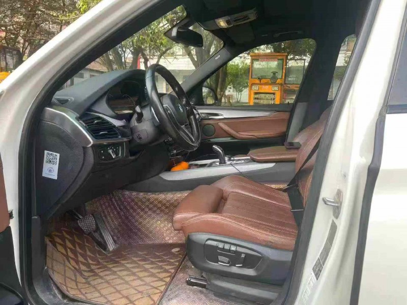 江门17年宝马X54