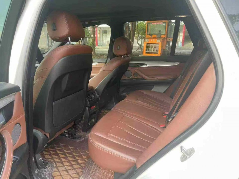 江门17年宝马X57