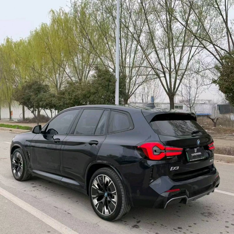 枣庄23年宝马IX9