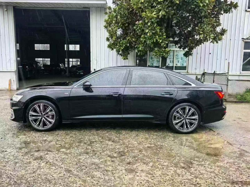 苏州23年奥迪A6L8