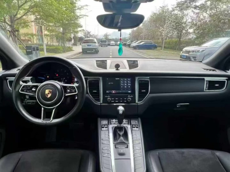 深圳18年保时捷Macan4
