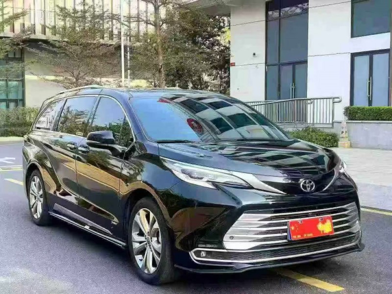 江门24年丰田塞纳2