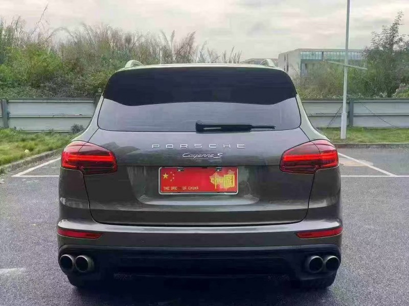 揭阳16年保时捷卡宴6