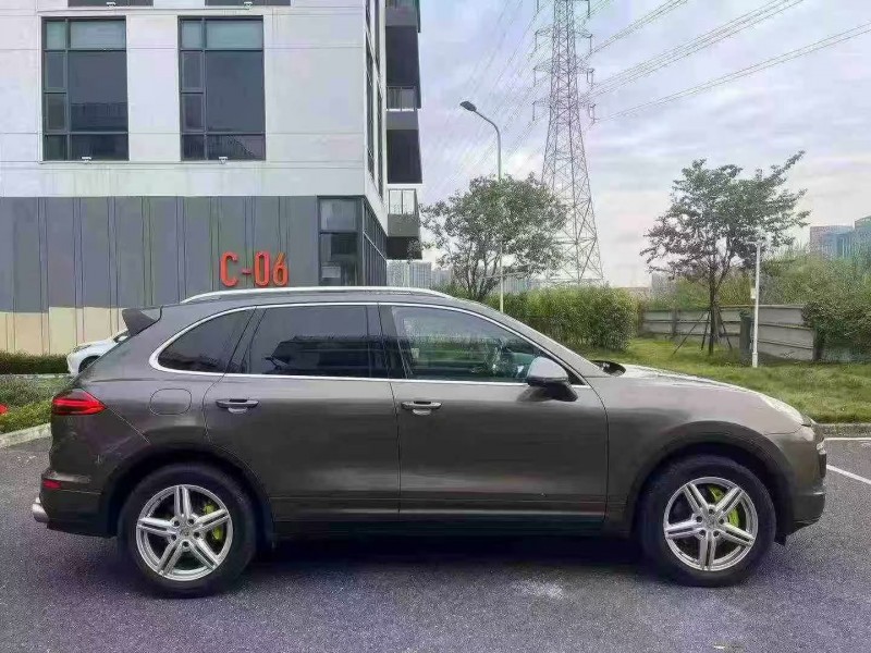 揭阳16年保时捷卡宴7