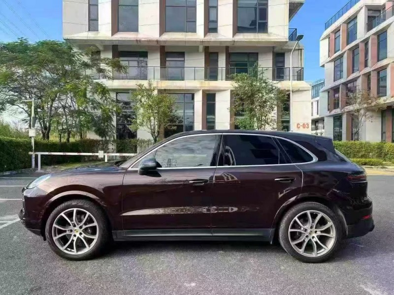 湛江20年保时捷卡宴8