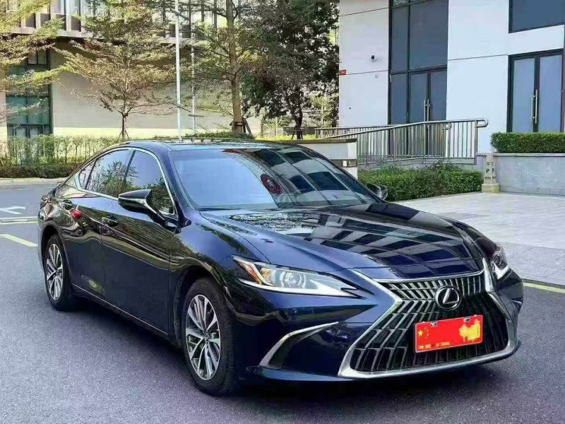 河源23年雷克萨斯ES2