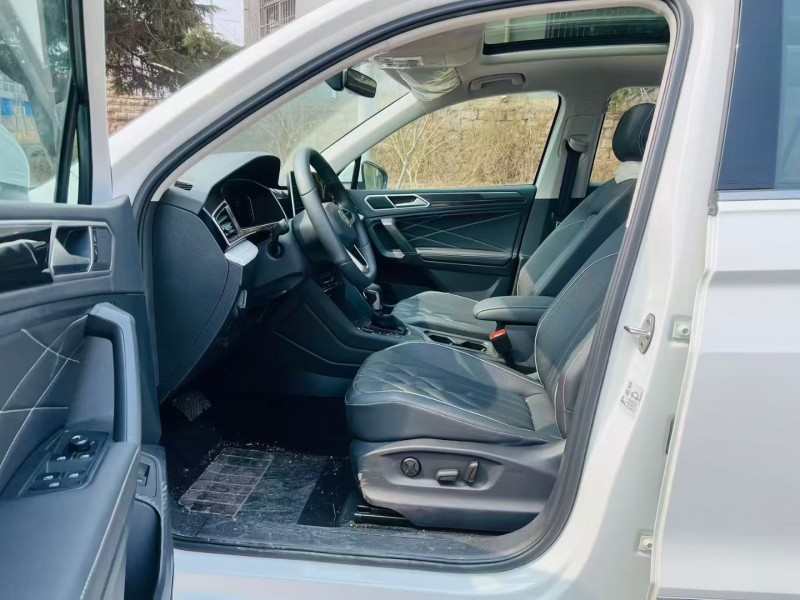 烟台25年大众途观6