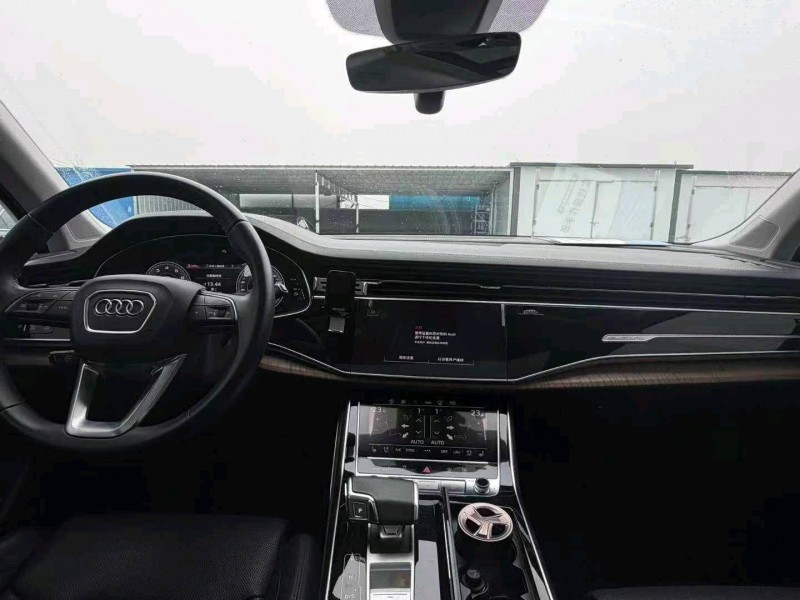 新乡21年奥迪Q74