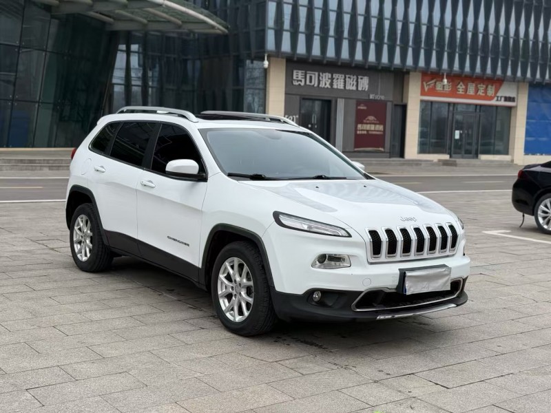 徐州18年Jeep自由光3