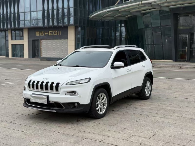 徐州18年Jeep自由光4
