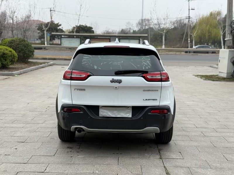 徐州18年Jeep自由光7