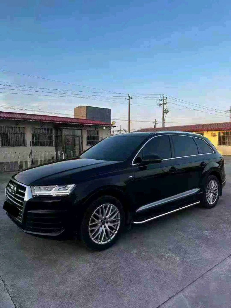 天津18年奧迪Q72