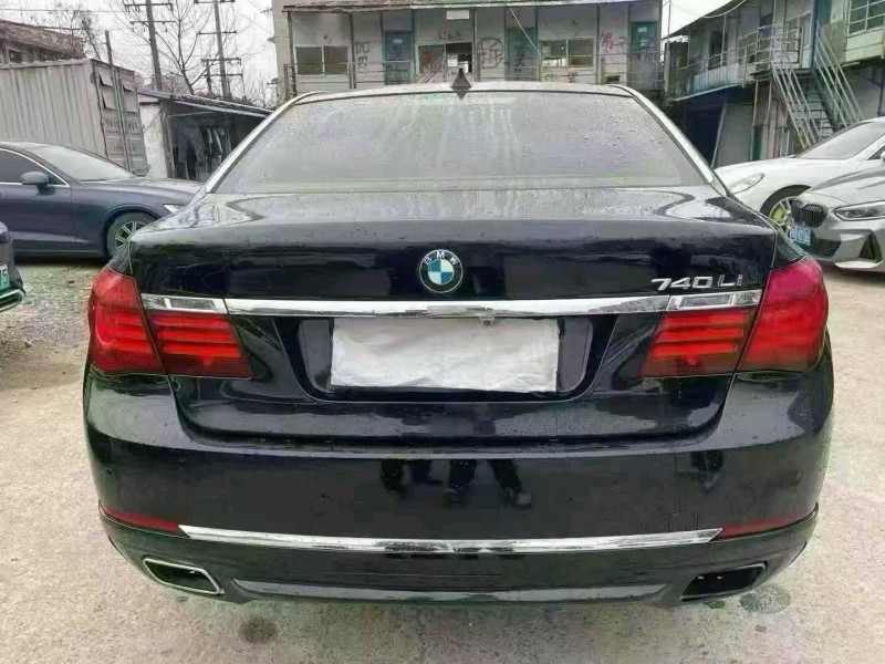 衡陽14年寶馬7系9