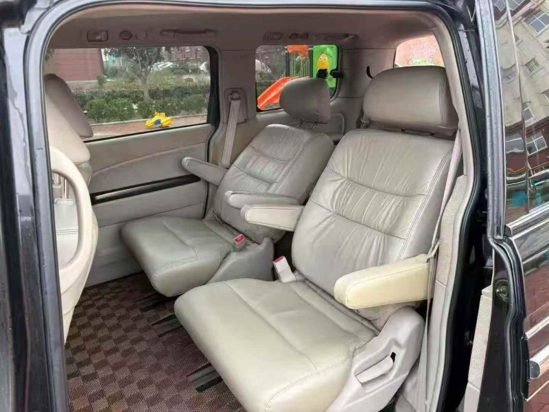 济宁12年本田艾力绅5