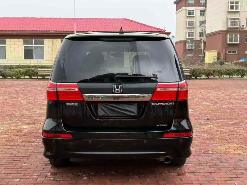 济宁12年本田艾力绅8