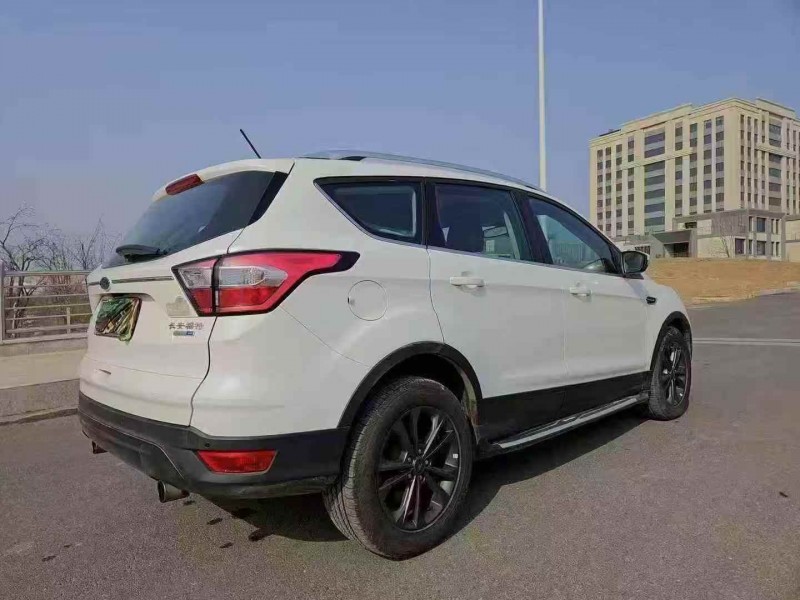 枣庄19年福特翼虎7