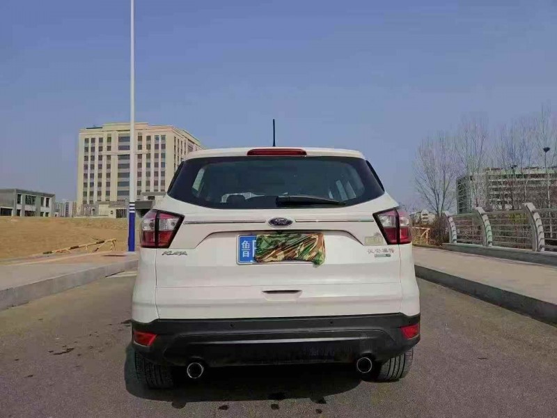 枣庄19年福特翼虎9