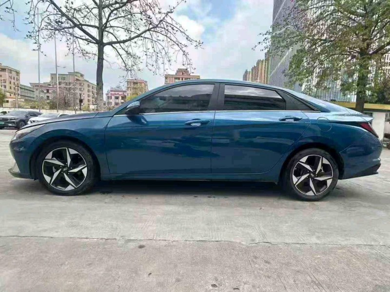 廣州23年現代伊蘭特8