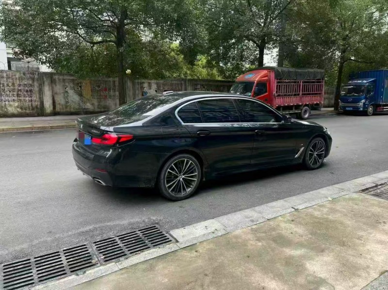 湘潭22年寶馬5系8