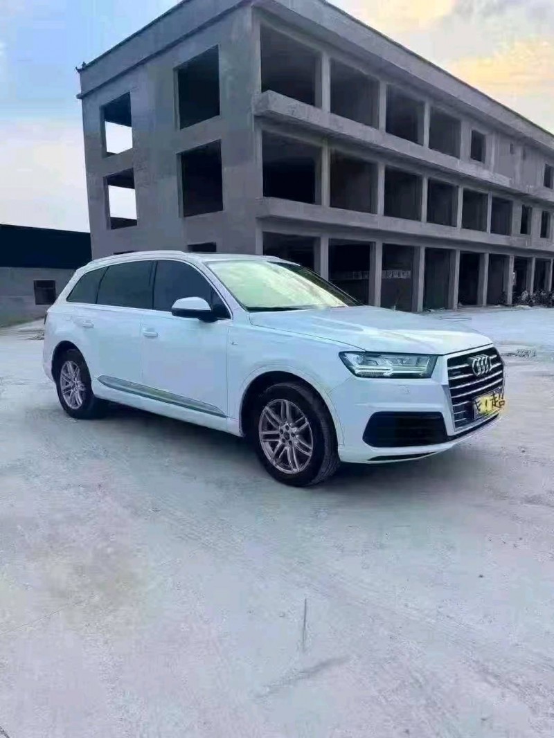 菏澤17年奧迪Q72