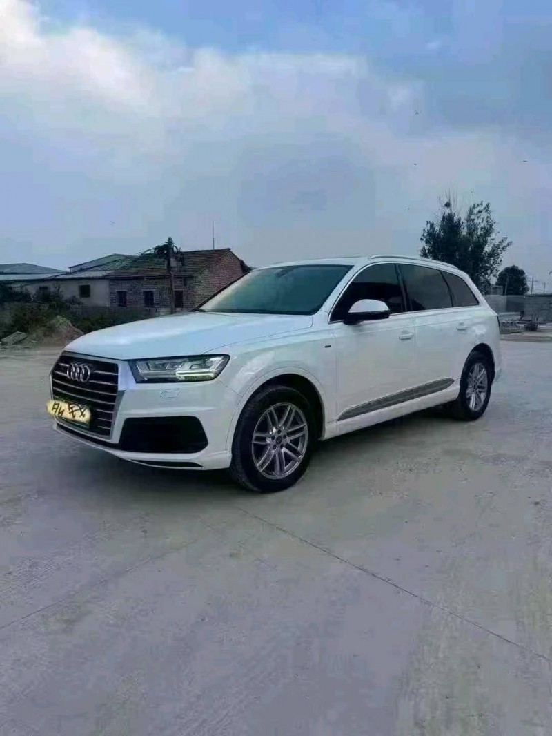 菏澤17年奧迪Q73