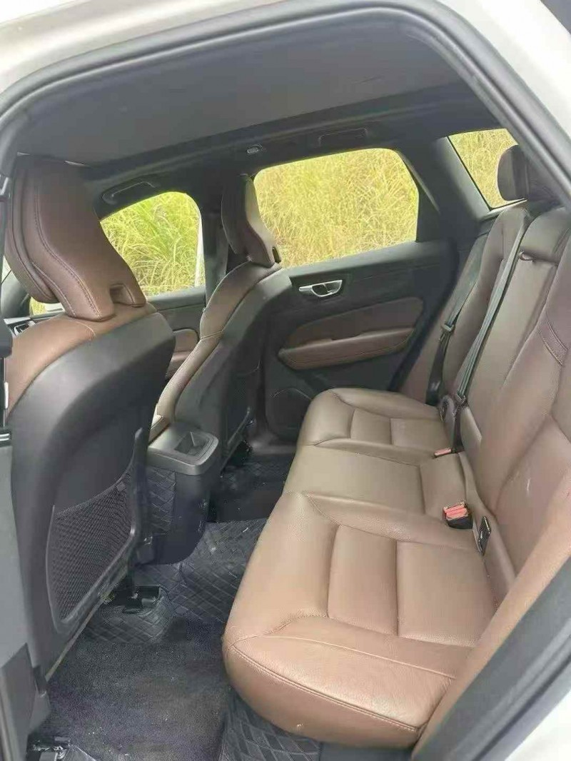 广州25年沃尔沃XC607
