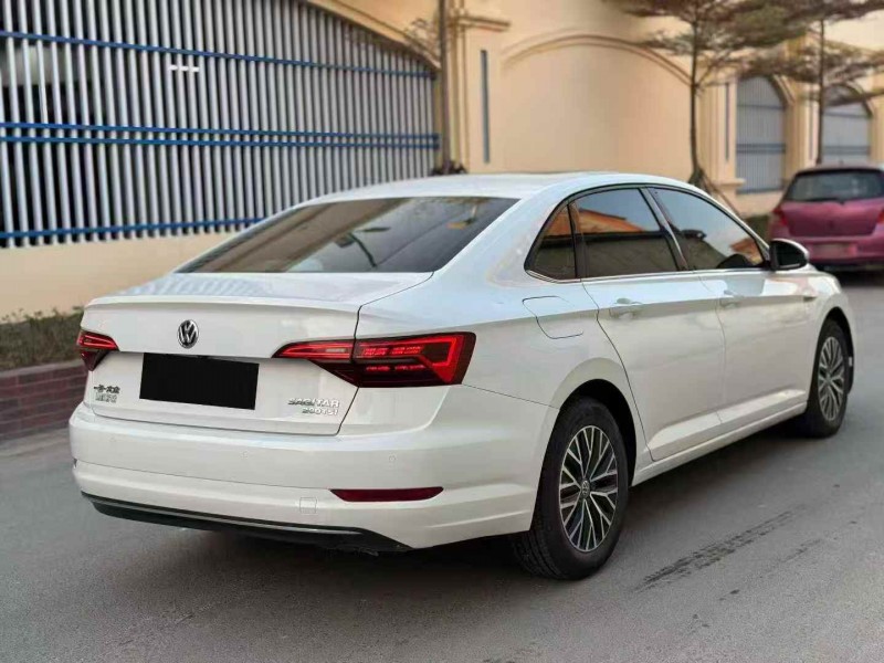 龙岩22年大众速腾8