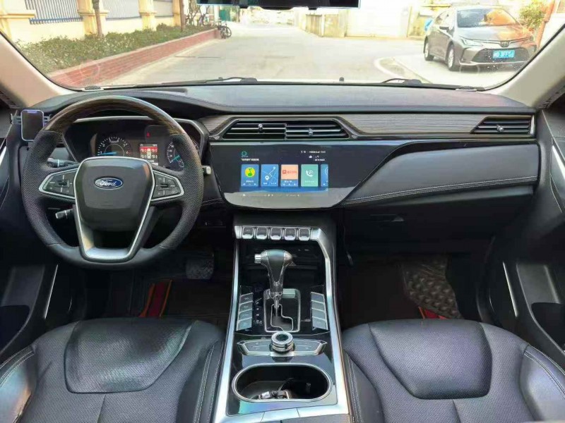 三明19年福特领界4