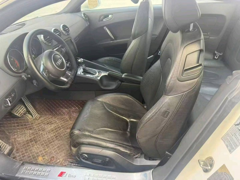 保定12年奧迪TT5