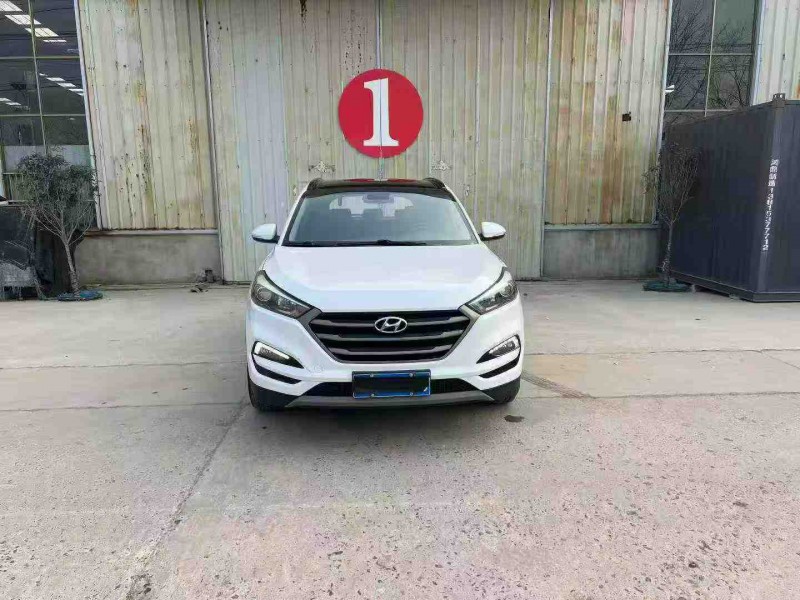 徐州17年现代途胜1