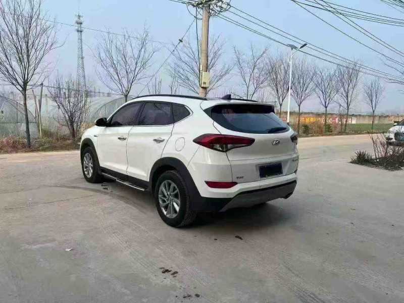 徐州17年现代途胜3